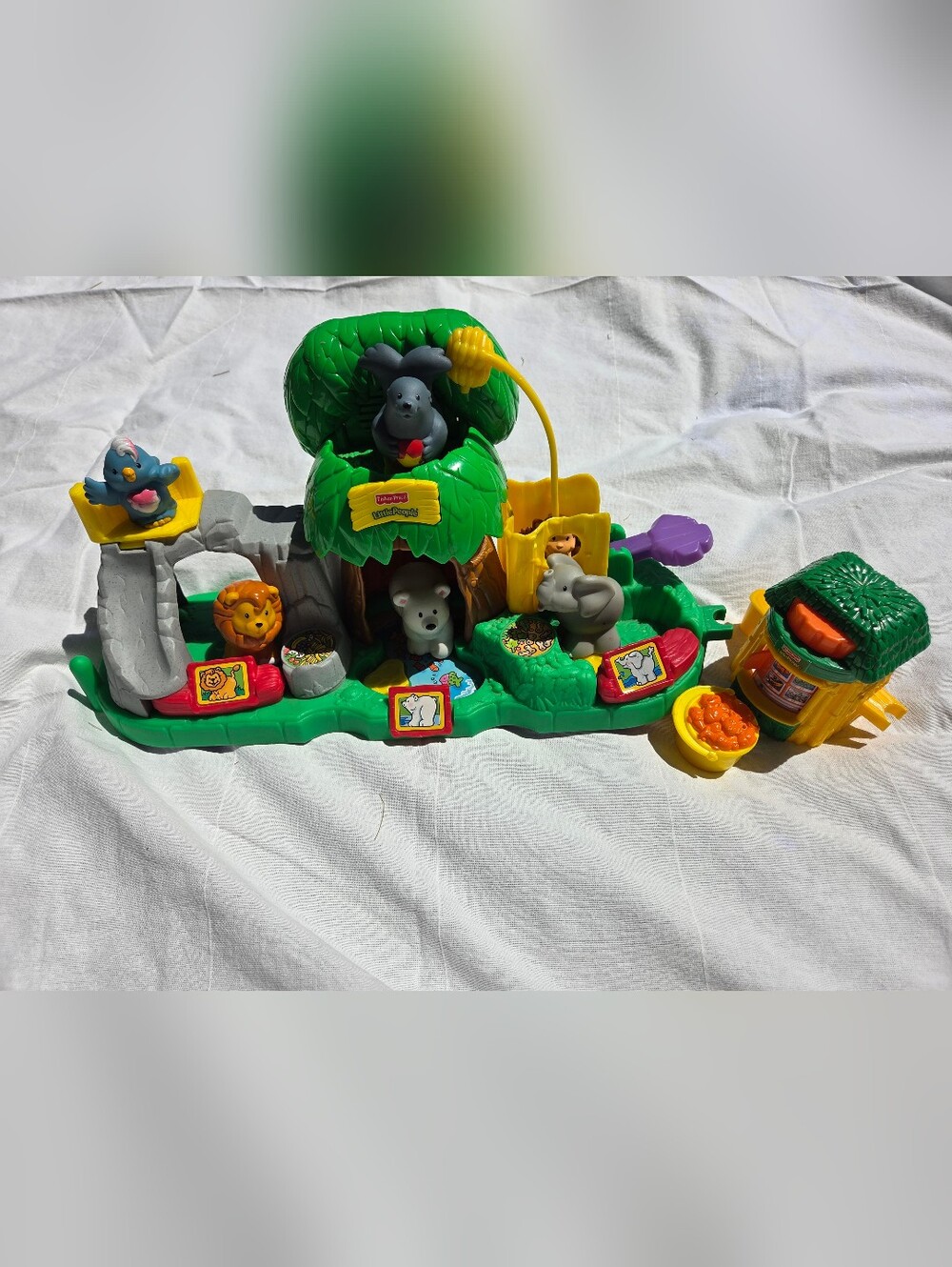 Vintage 2001 Fisher-Price Little People Animal Sounds Zoo #77949 (Partial Set )